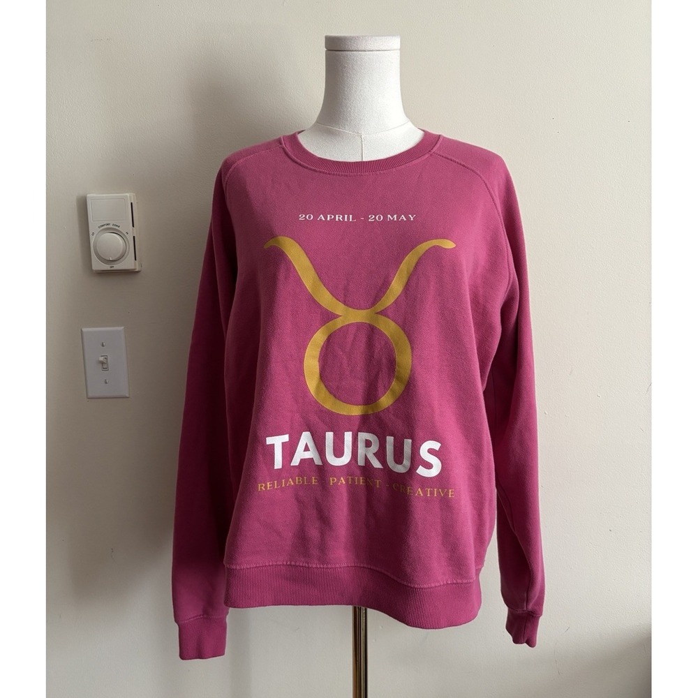 Anthropologie Medium Oversized Sweatshirt Zodiac Taurus Pink Cotton Casual Cute